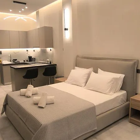 Thess Maison * Soluň